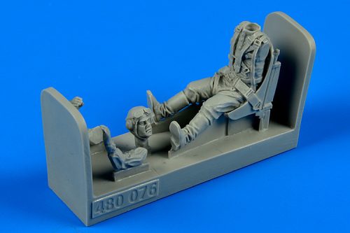 Aerobonus - 1/48 Russian WWII Pilot with seat for P-39 Airacob