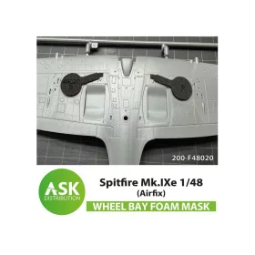   Art Scale - Spitfire Mk.IXe FOAM flexibel wheel bay mask for Airfix