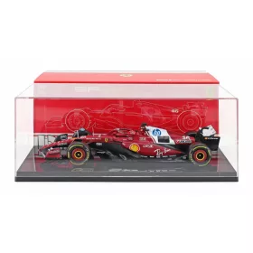   Burago - FERRARI WITH SHOWCASE - F1  SF-25 TEAM SCUDERIA FERRARI N 16 SEASON 2025 CHARLES LECLERC RED