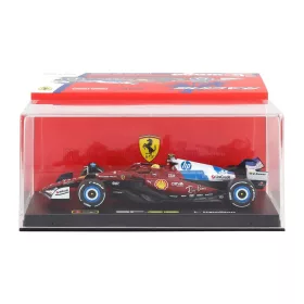   Burago - FERRARI WITH PILOT AND SHOWCASE - F1  SF-25 TEAM SCUDERIA FERRARI HP N 44 MIAMI GP 2025 LEWIS HAMILTON RED WHITE BLUE