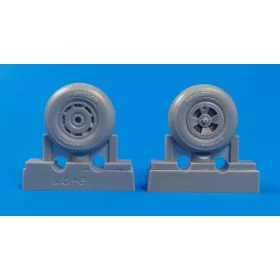 CMK - Tempest Mk.II/V/VI-main wheels late type
