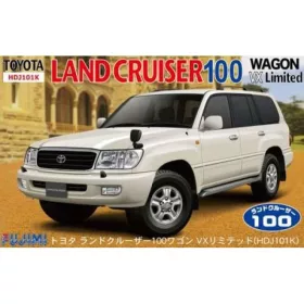 Fujimi - 137 1/24 Toyota Landcruiser 100 Van autó makett