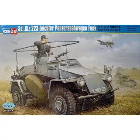   Hobbyboss - Sd. Kfz 223 Leichter Panzerspahwagenfunk tank makett