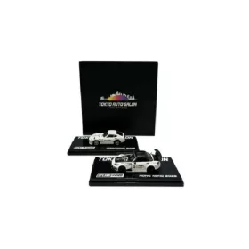   Inno Models - Set of 2 Cars: Honda S2000 and Nissan Fairlady DPLS x Inno64 white/black