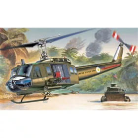 Italeri - Helicopters - Uh-1D Slick helikopter makett