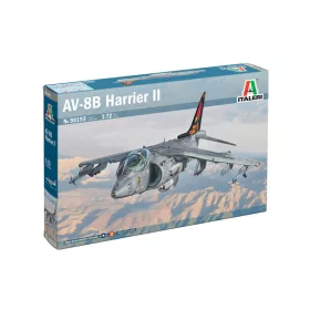   Italeri - 1:72 American Ground-Attack Aircraft McDonnell Douglas AV-8B Harrier II