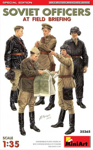 MiniArt - Soviet Officers At Field Briefing. Special Edition