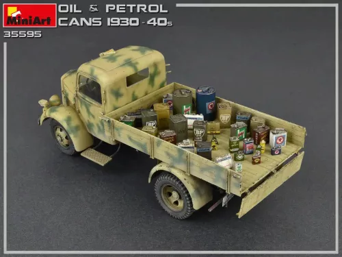 Miniart - Oil Petrol Cans 1930-40s