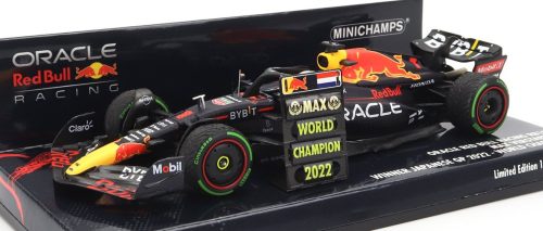 Minichamps - RED BULL F1 RB18 TEAM ORACLE RED BULL RACING N 1 WORLD CHAMPION WINNER JAPAN GP WITH PIT BOARD 2022 MAX VERSTAPPEN MATT BLUE YELLOW RED