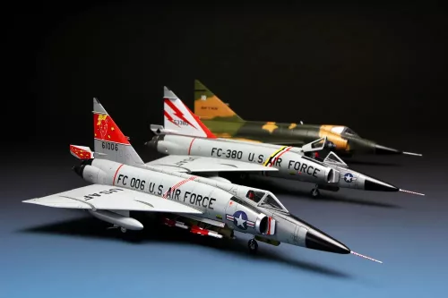 Meng Model - F-102A (Case X) repülő makett