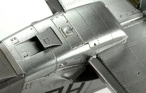 Meng Model - North American P-51D Mustang Fighter