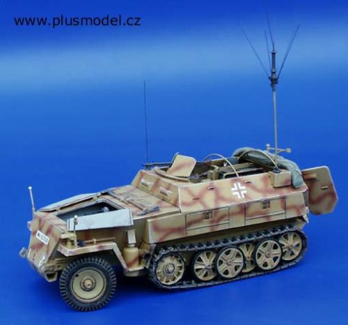 Plus model - 1/35 Sd. Kfz 250/3 NEU