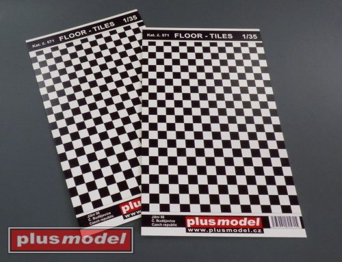 Plus model - Floor tiles black and white