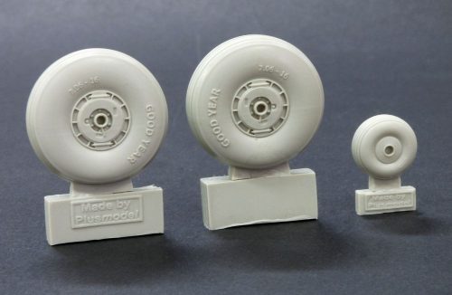 Plus model - C-47 Skytrain wheels with cover