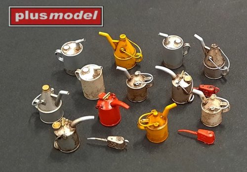 Plus model - 1/35 Oil canisters