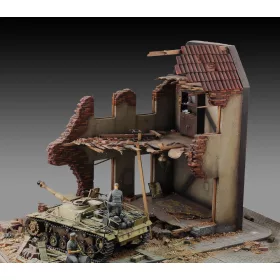 Royal Model - Internal house ruin