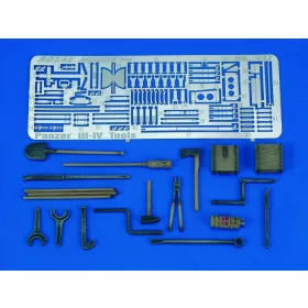 Royal Model - Pz. III-IV Tools   Holders-WWII
