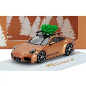   Spark - PORSCHE 911 992-2 CARRERA S COUPE 2024 - CHRISTMAS EDITION 2025 GOLD
