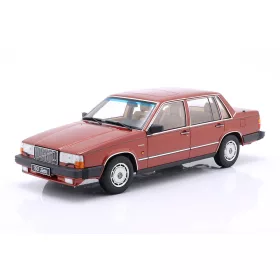   TRIPLE9 - Volvo 760 Turbo Intercooler Sedan Red Metallic 1985