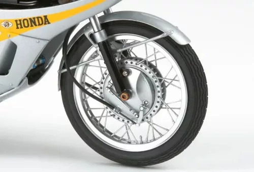 Tamiya - Honda Rc166 motor makett