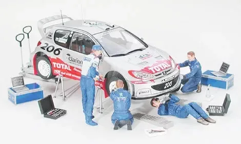 Tamiya - Rally Mechanics Set figura makett