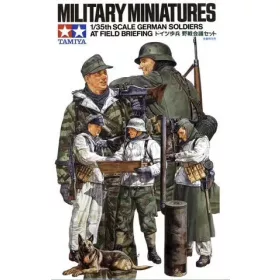 Tamiya - Ger.Soldiers At Field Briefing
