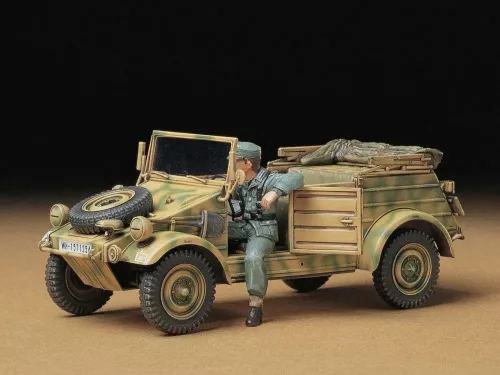 Tamiya - German Kubelwagen Type 82 harcjármű makett
