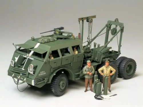 Tamiya - M26 Armored Tank Recovery Vehicle - 6 figures harcjármű makett