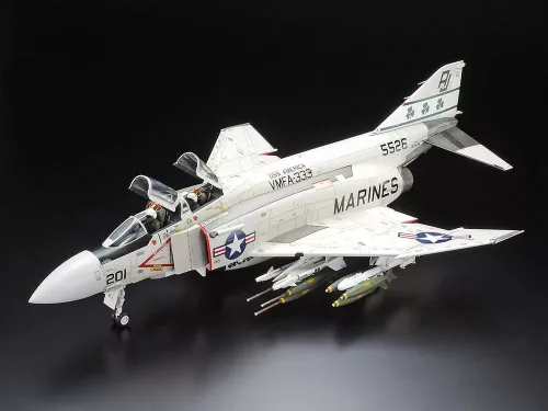 Tamiya - F-4J Phantom II Marines
