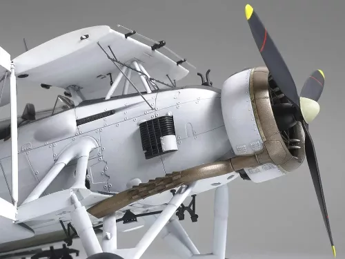 Tamiya - Fairey Swordfish Mk.II - 3 figures repülő makett