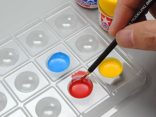 Tamiya - 18 Well Palette for Brush Painting 5pcs